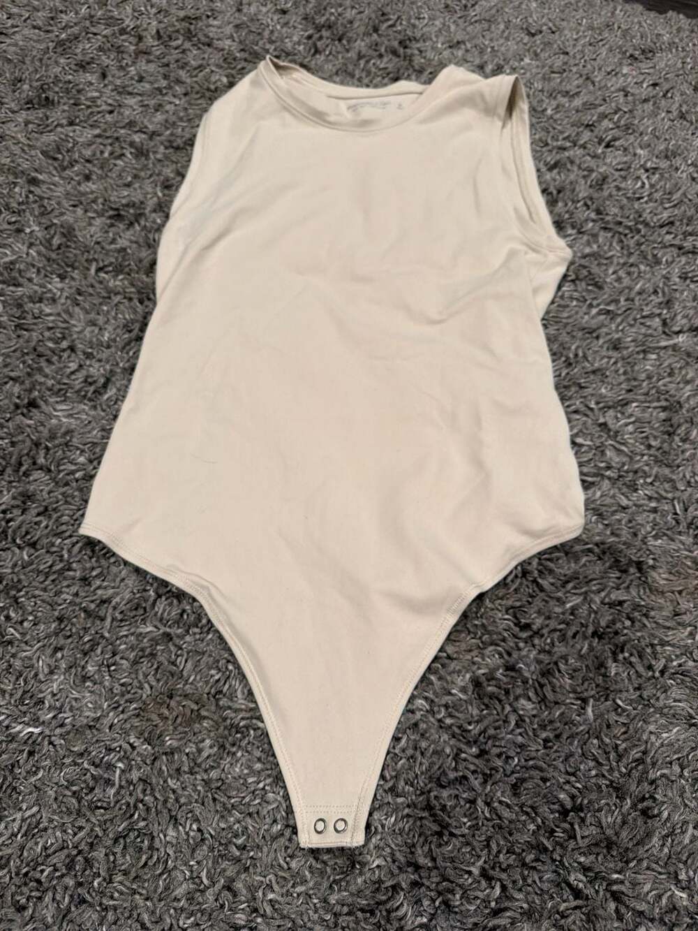 Abercrombie & Fitch Soft A&F Collection Seamless High-Neck Tank Bodysuit